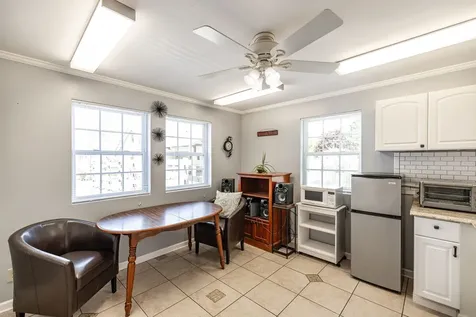 8909 Highway 100 Nashville TN 37221