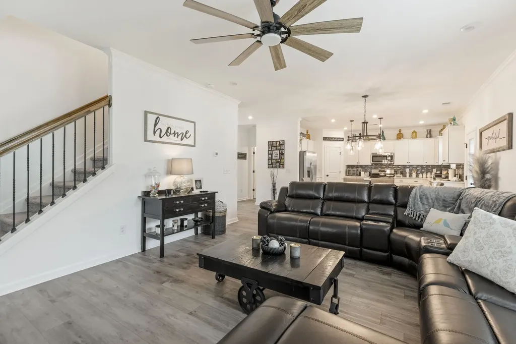 519 Morgan Meadows Way Columbia TN 38401