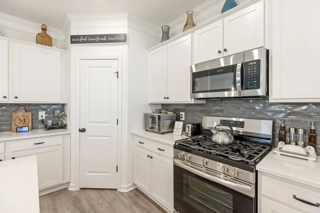 519 Morgan Meadows Way Columbia TN 38401
