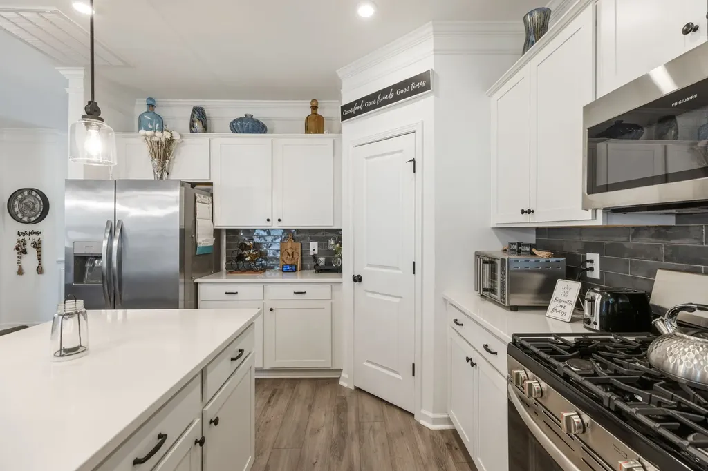 519 Morgan Meadows Way Columbia TN 38401