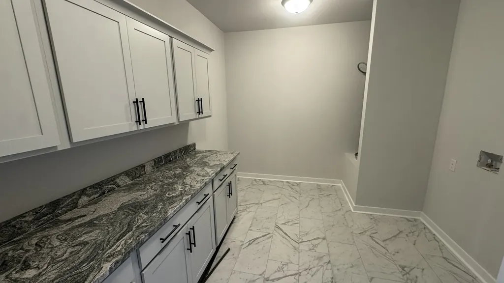 482 W Foxrun Springfield TN 37172