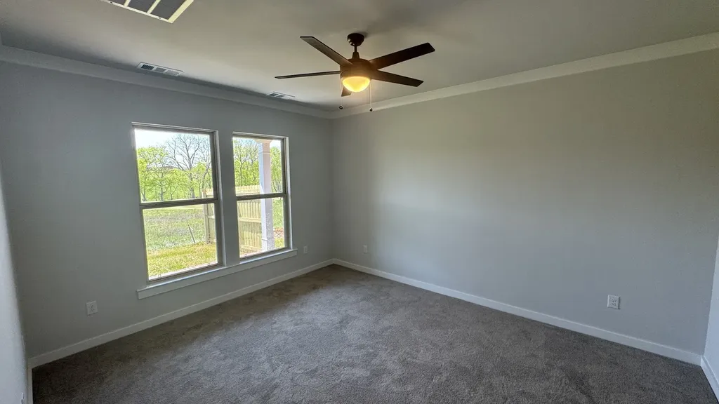 482 W Foxrun Springfield TN 37172