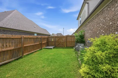 19 Ezekial Drive Jackson TN 38305