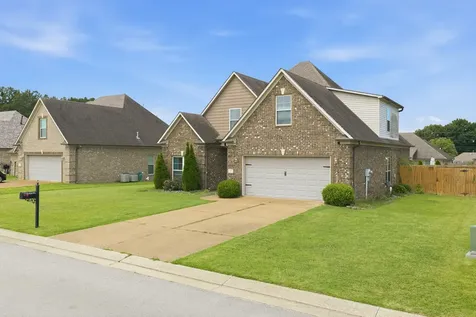 19 Ezekial Drive Jackson TN 38305