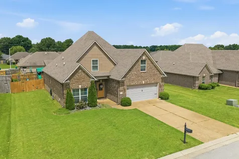 19 Ezekial Drive Jackson TN 38305