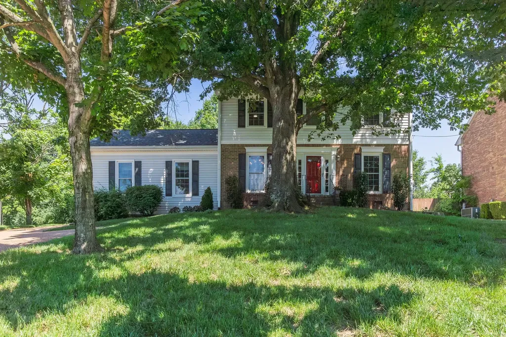 128 Devonshire Trail Hendersonville TN 37075