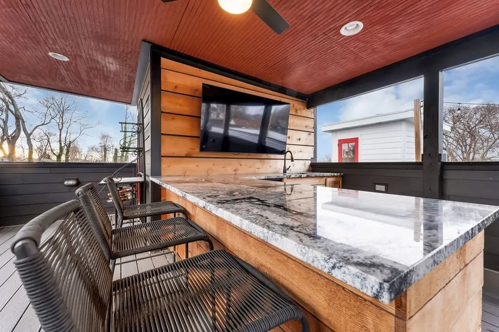 1813A Delta Avenue Nashville TN 37208