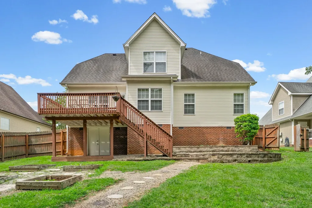 1211 Viewmont Drive Clarksville TN 37040
