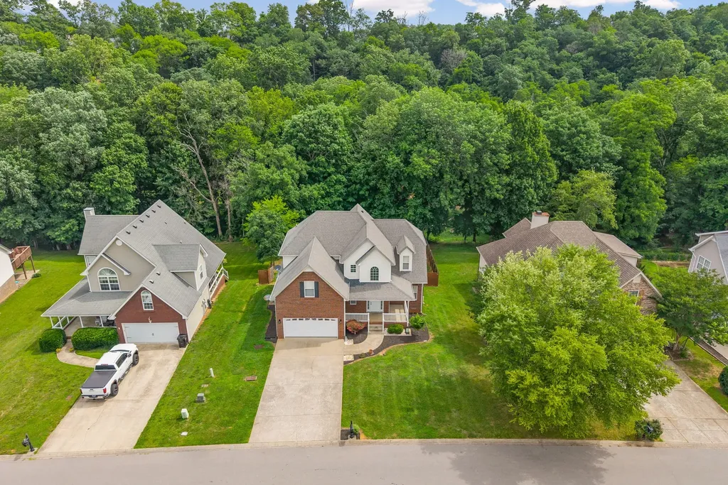 1211 Viewmont Drive Clarksville TN 37040