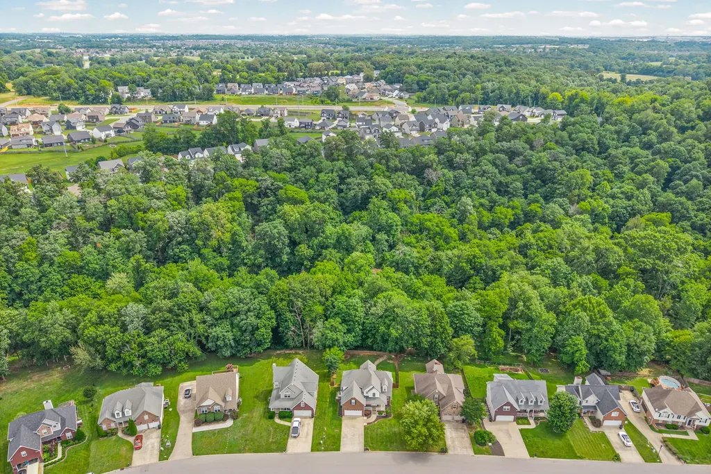 1211 Viewmont Drive Clarksville TN 37040