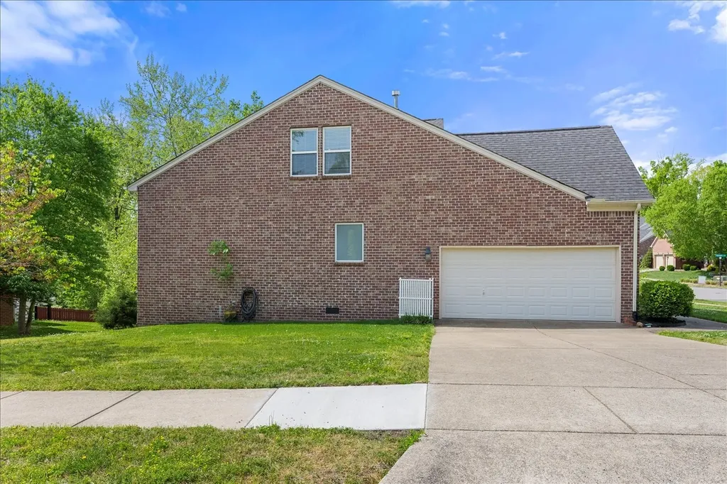 3400 Wynfall Lane Nashville TN 37211