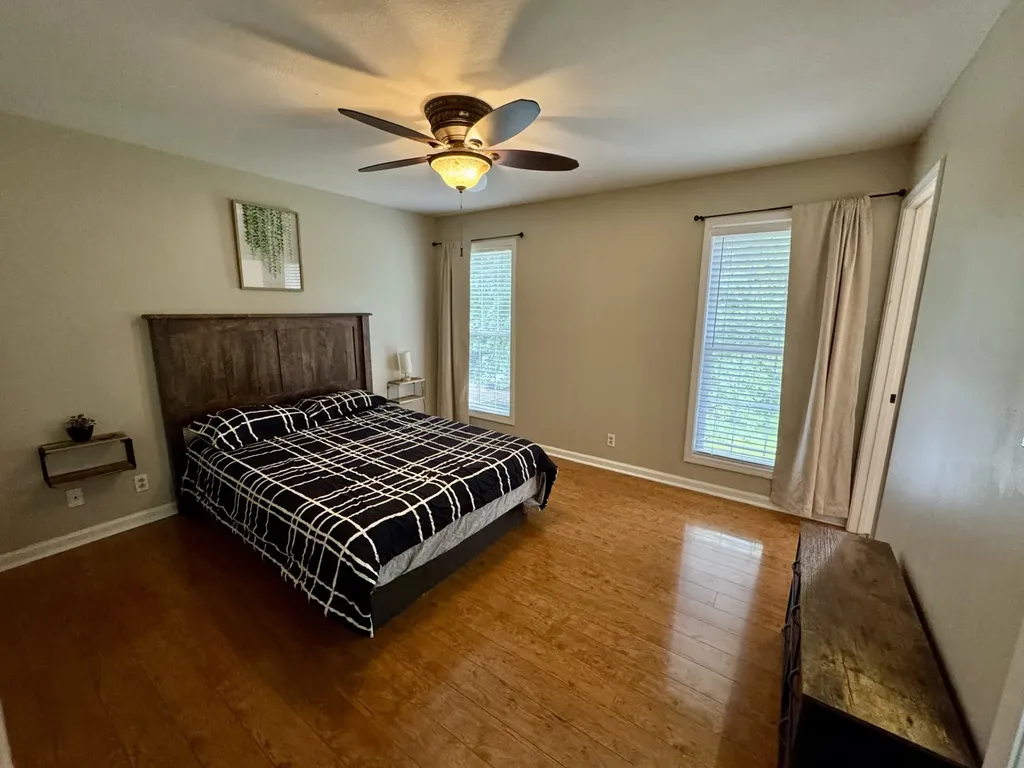 2099 Ferry Road Clarksville TN 37040