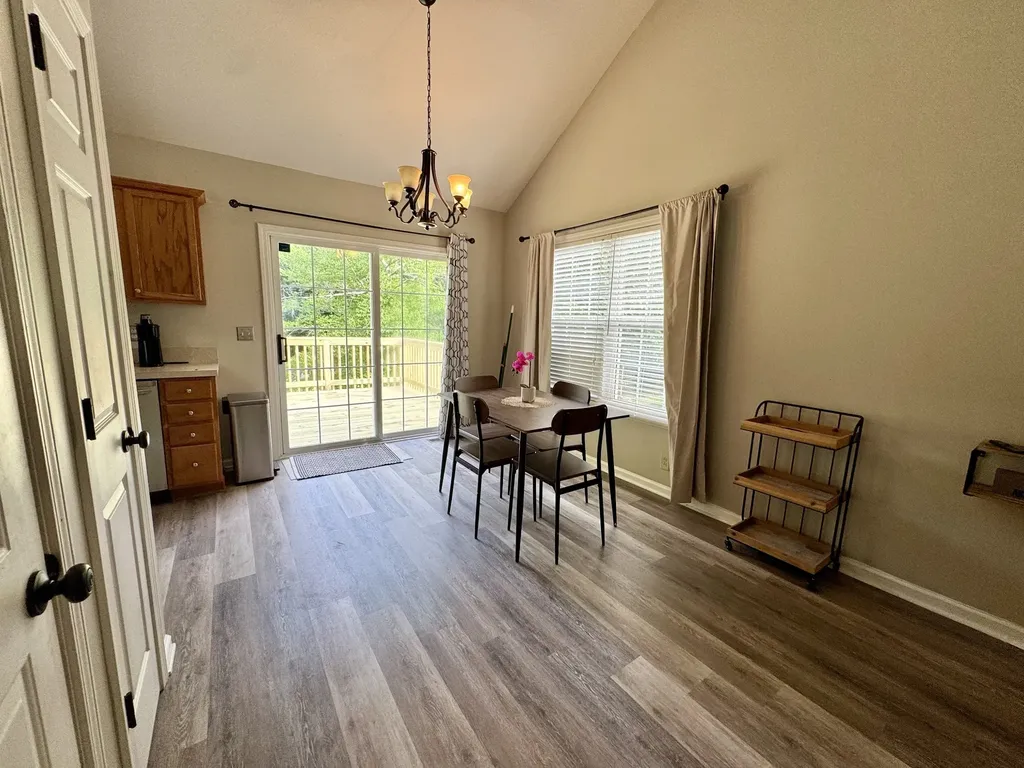 2099 Ferry Road Clarksville TN 37040