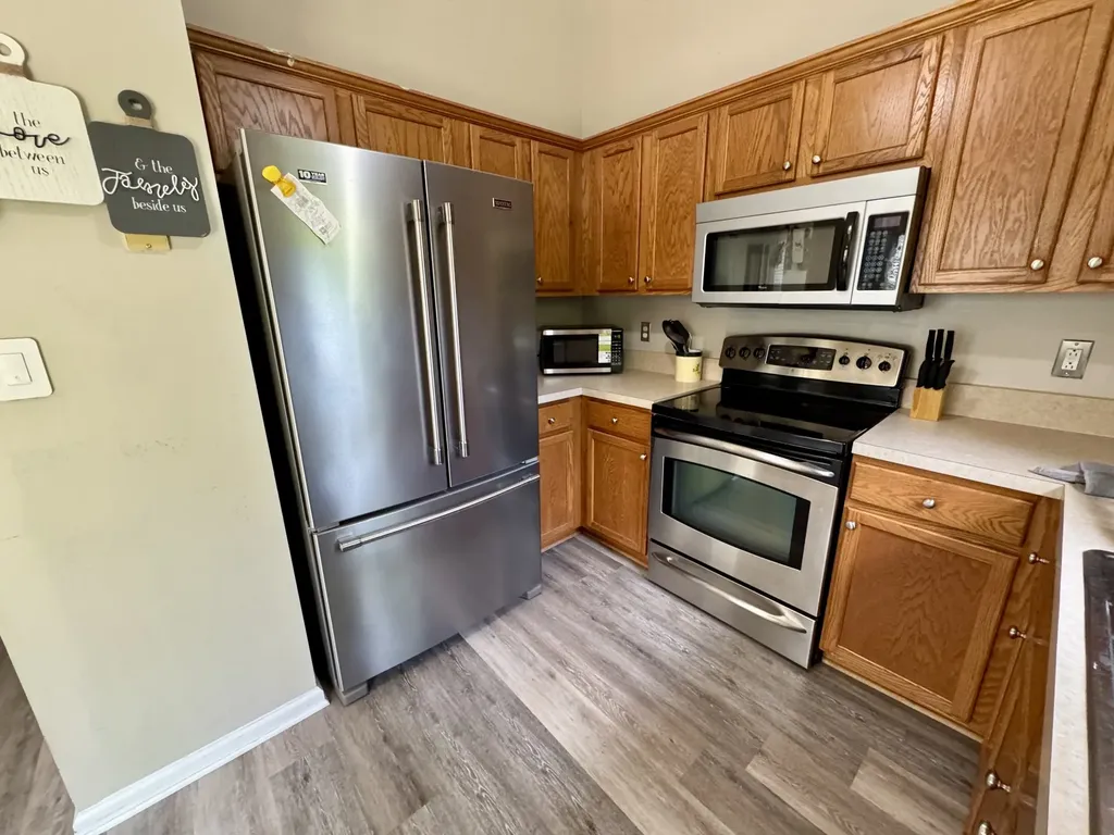 2099 Ferry Road Clarksville TN 37040