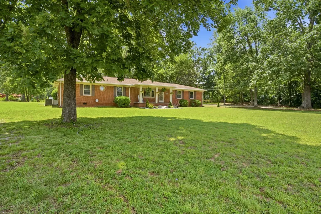 4121 Hunters Point Pike Lebanon TN 37087