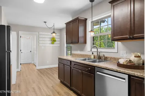 6336 Lanier Road Maryville TN 37801