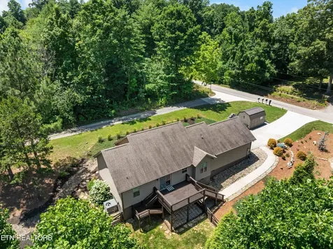6336 Lanier Road Maryville TN 37801