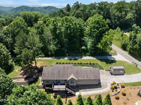 6336 Lanier Road Maryville TN 37801