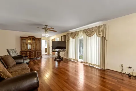 618 Melville Avenue Chattanooga TN 37412