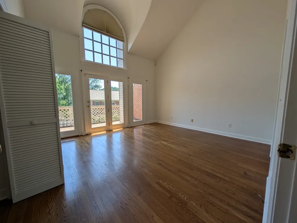 407 Clairton Court Nashville TN 37215