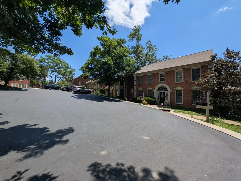 407 Clairton Court Nashville TN 37215