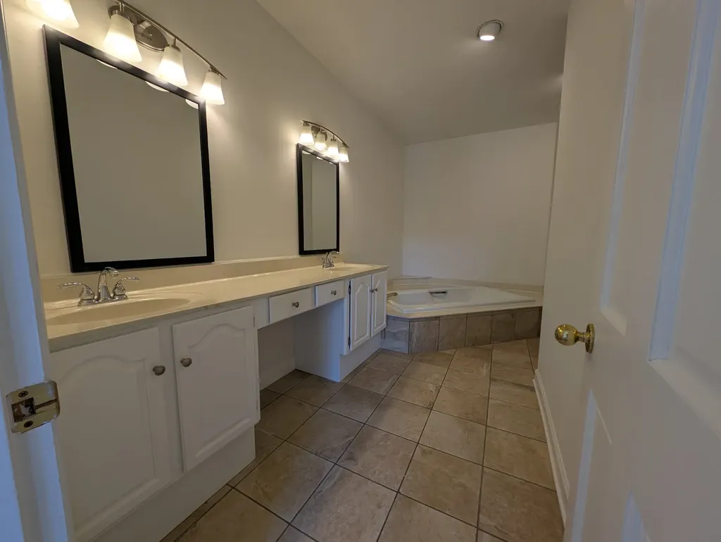 407 Clairton Court Nashville TN 37215