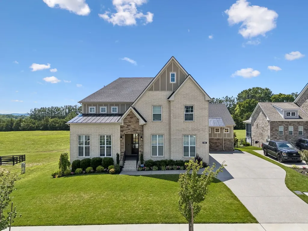 5011 High Park Hill Drive Arrington TN 37014