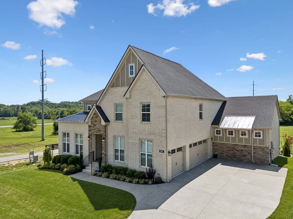 5011 High Park Hill Drive Arrington TN 37014
