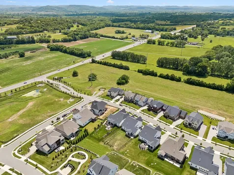 5011 High Park Hill Drive Arrington TN 37014