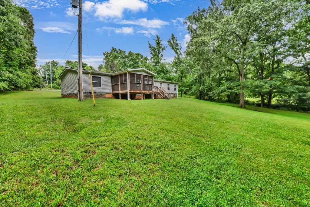 1252 West Road Clarksville TN 37040