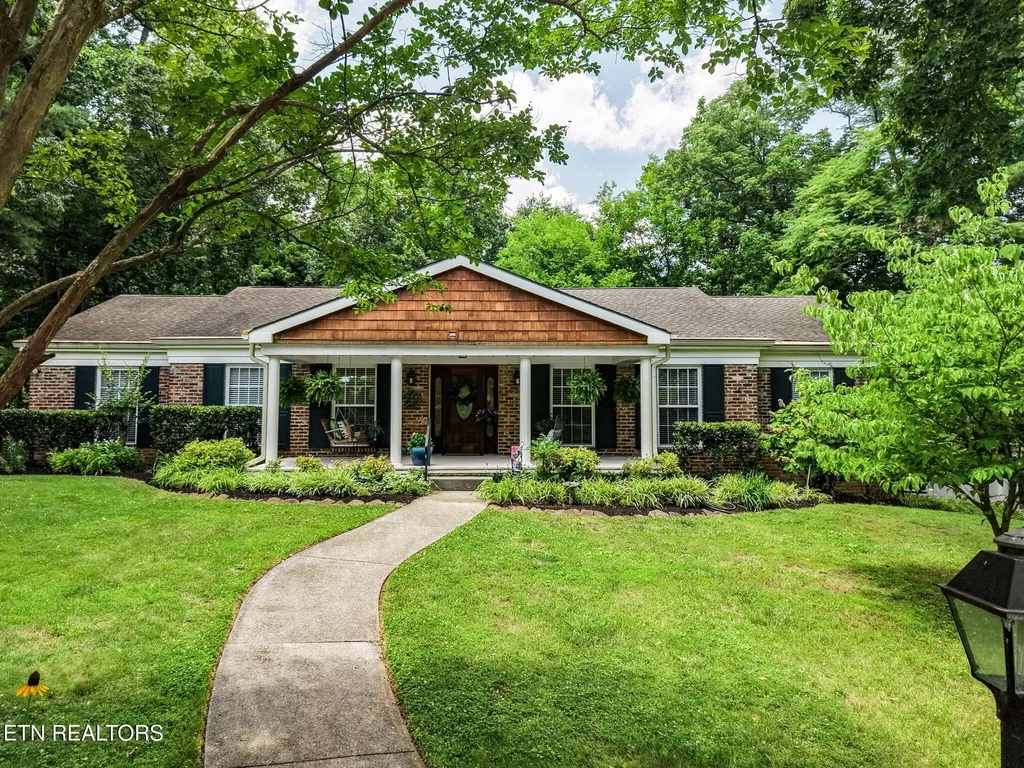 313 Forest Oak Drive Knoxville TN 37919