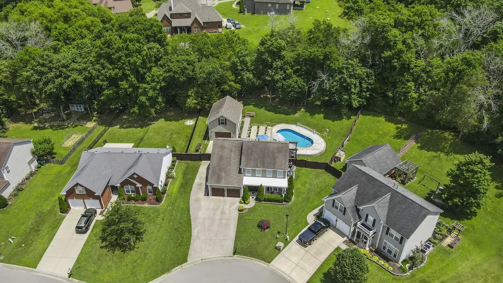 2235 Monthemer Cove Mount Juliet TN 37122