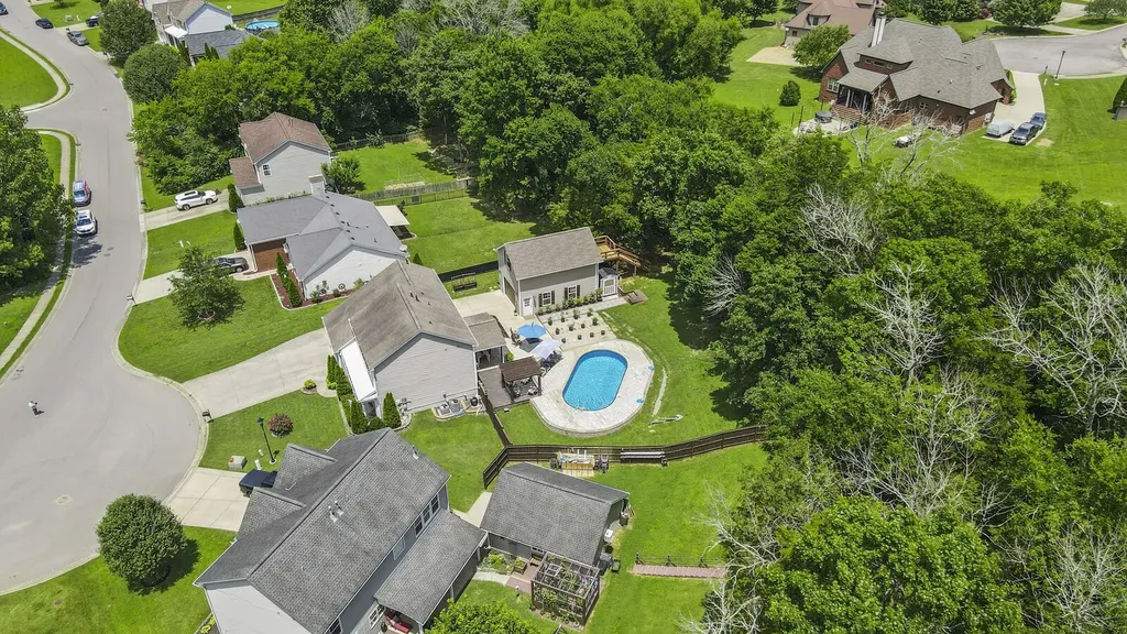 2235 Monthemer Cove Mount Juliet TN 37122