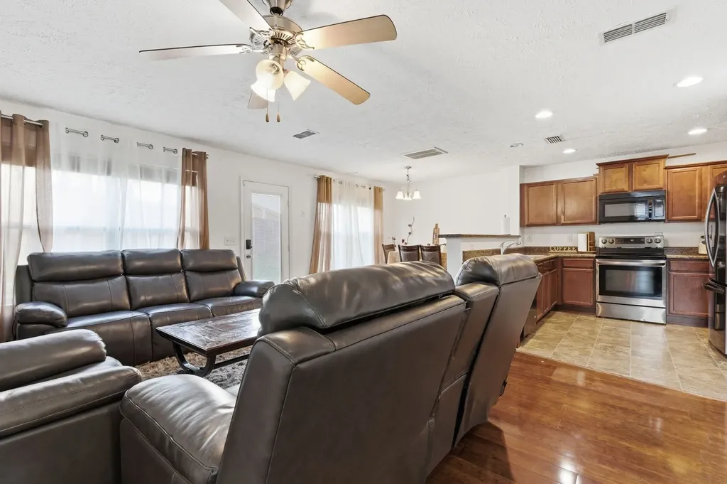 1133 Shallowbrook Trl, S Antioch TN 37013