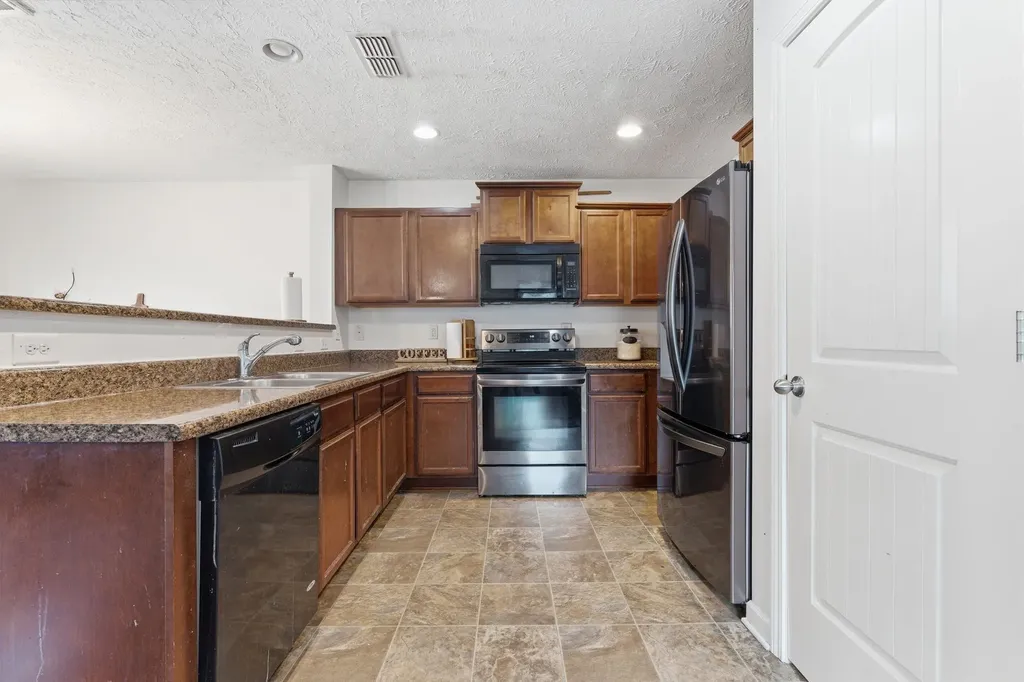 1133 Shallowbrook Trl, S Antioch TN 37013