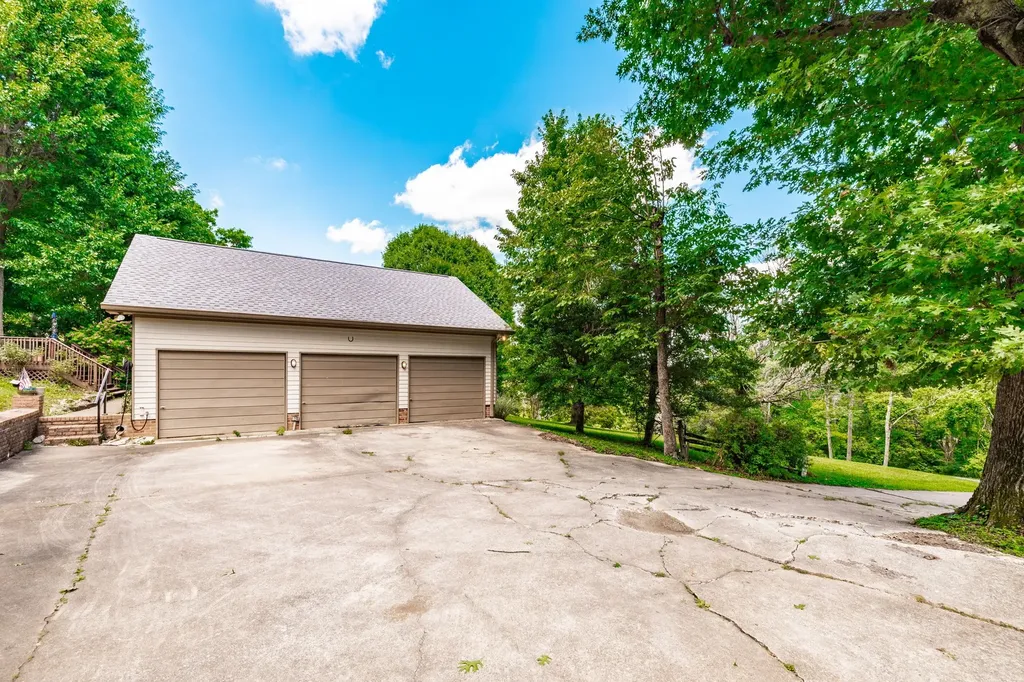 521 Utley Drive Goodlettsville TN 37072