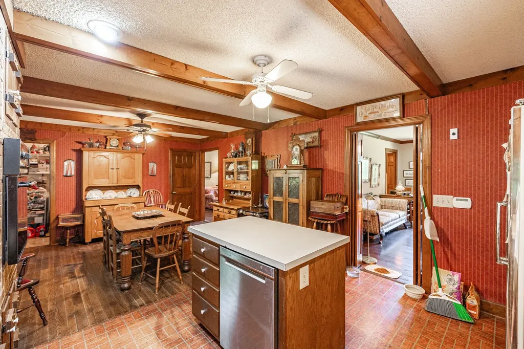521 Utley Drive Goodlettsville TN 37072