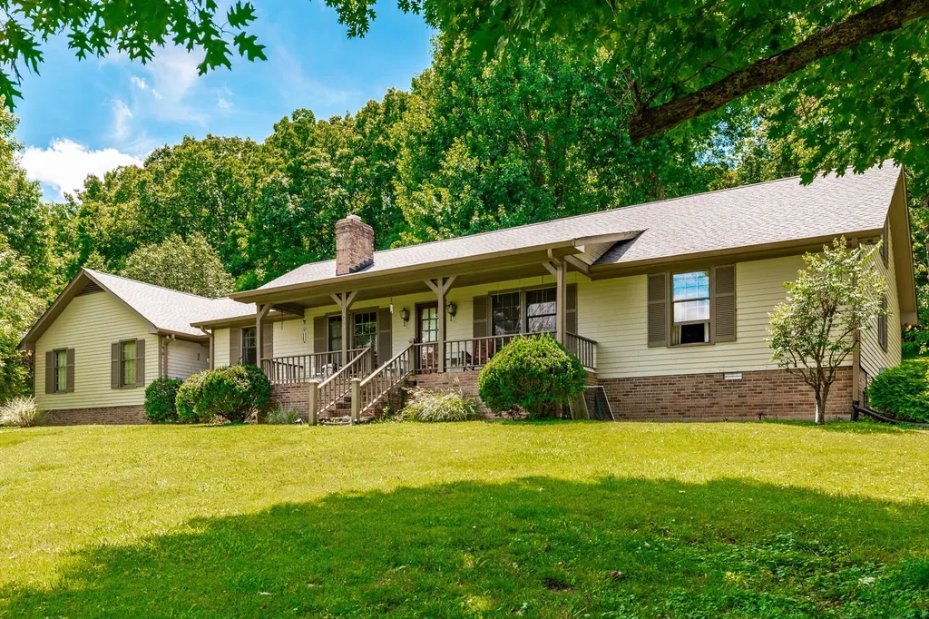 521 Utley Drive Goodlettsville TN 37072