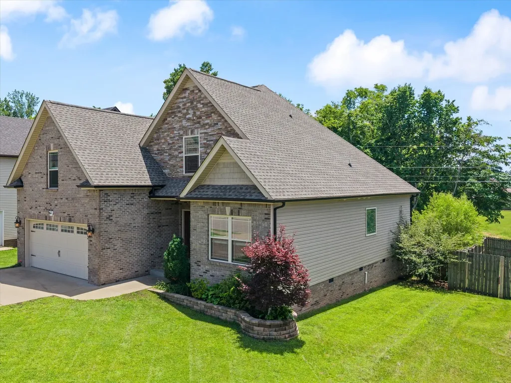 1496 Amberley Drive Clarksville TN 37043