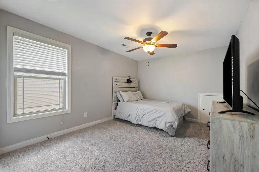 1496 Amberley Drive Clarksville TN 37043