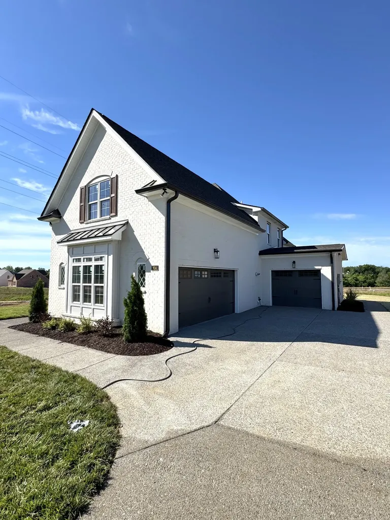 804 Brookdale Court #136 Lebanon TN 37087