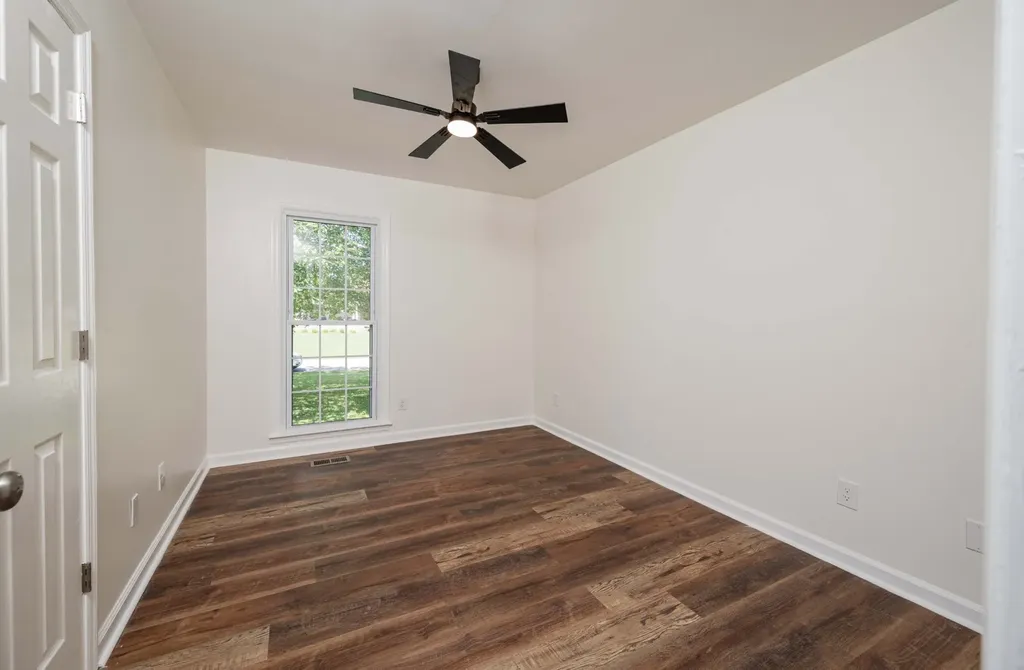 152 Greenbriar Circle Manchester TN 37355