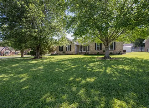 152 Greenbriar Circle Manchester TN 37355