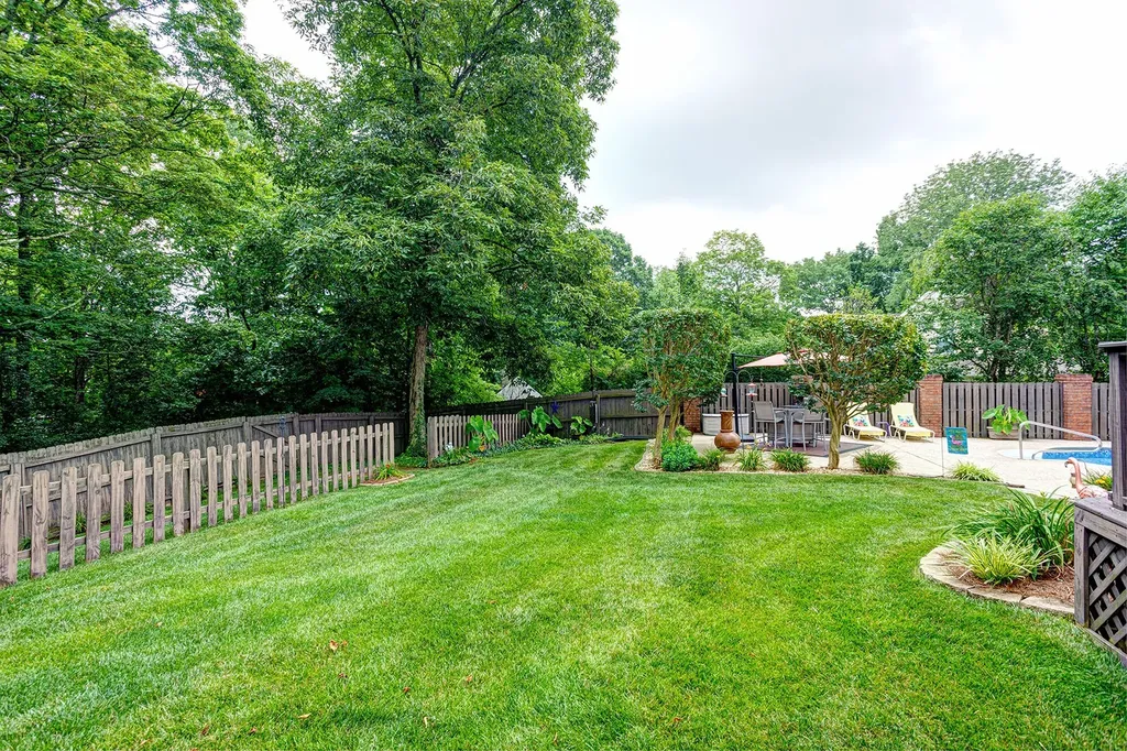 129 Baldridge Drive White House TN 37188