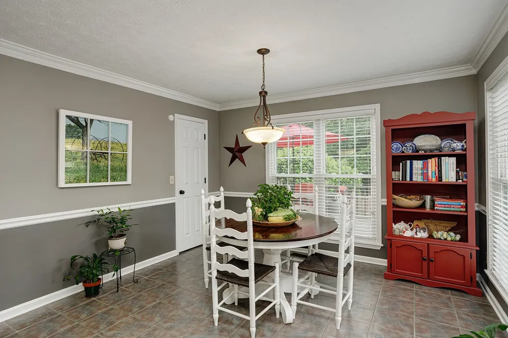 129 Baldridge Drive White House TN 37188
