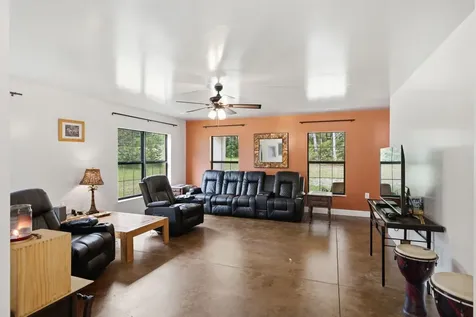 1405 Trace Creek Road Hohenwald TN 38462