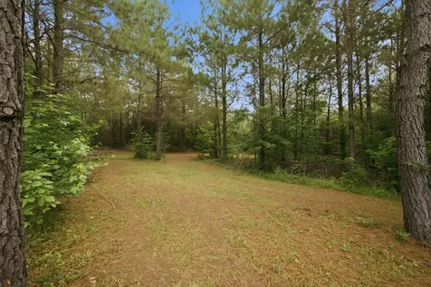 1405 Trace Creek Road Hohenwald TN 38462