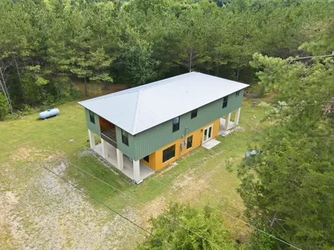 1405 Trace Creek Road Hohenwald TN 38462