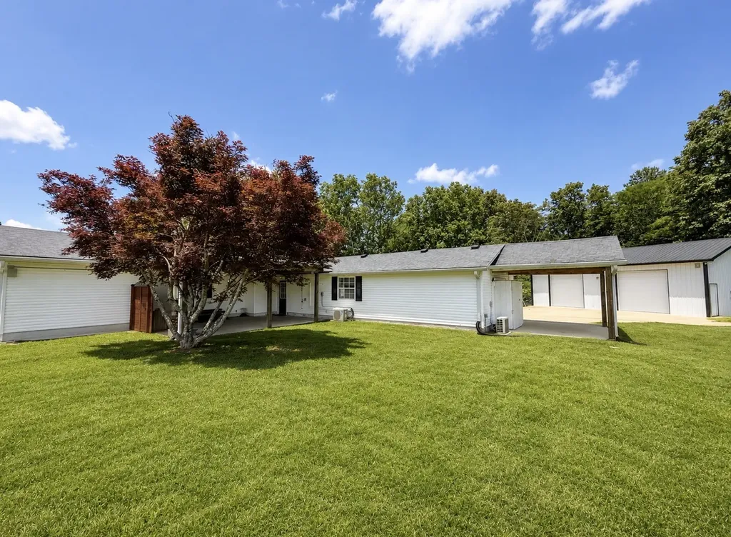 876 W Point Road Lawrenceburg TN 38464