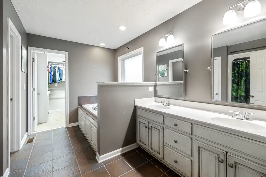112 Kelly Lane Lafayette TN 37083